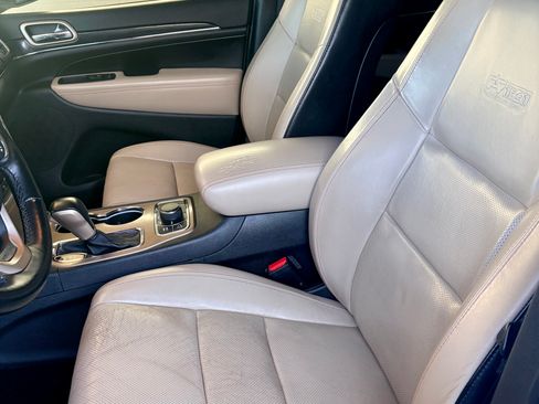 Used 2016 Jeep Grand Cherokee Limited 75th Anniversary image 6