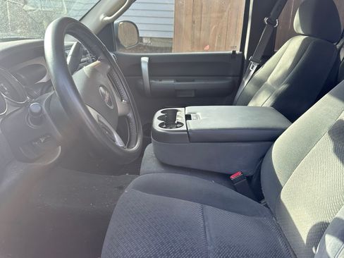 Used 2008 GMC Sierra 1500 SLE image 10