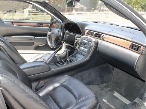 Used 1997 Lexus SC 300 Coupe RWD image 14