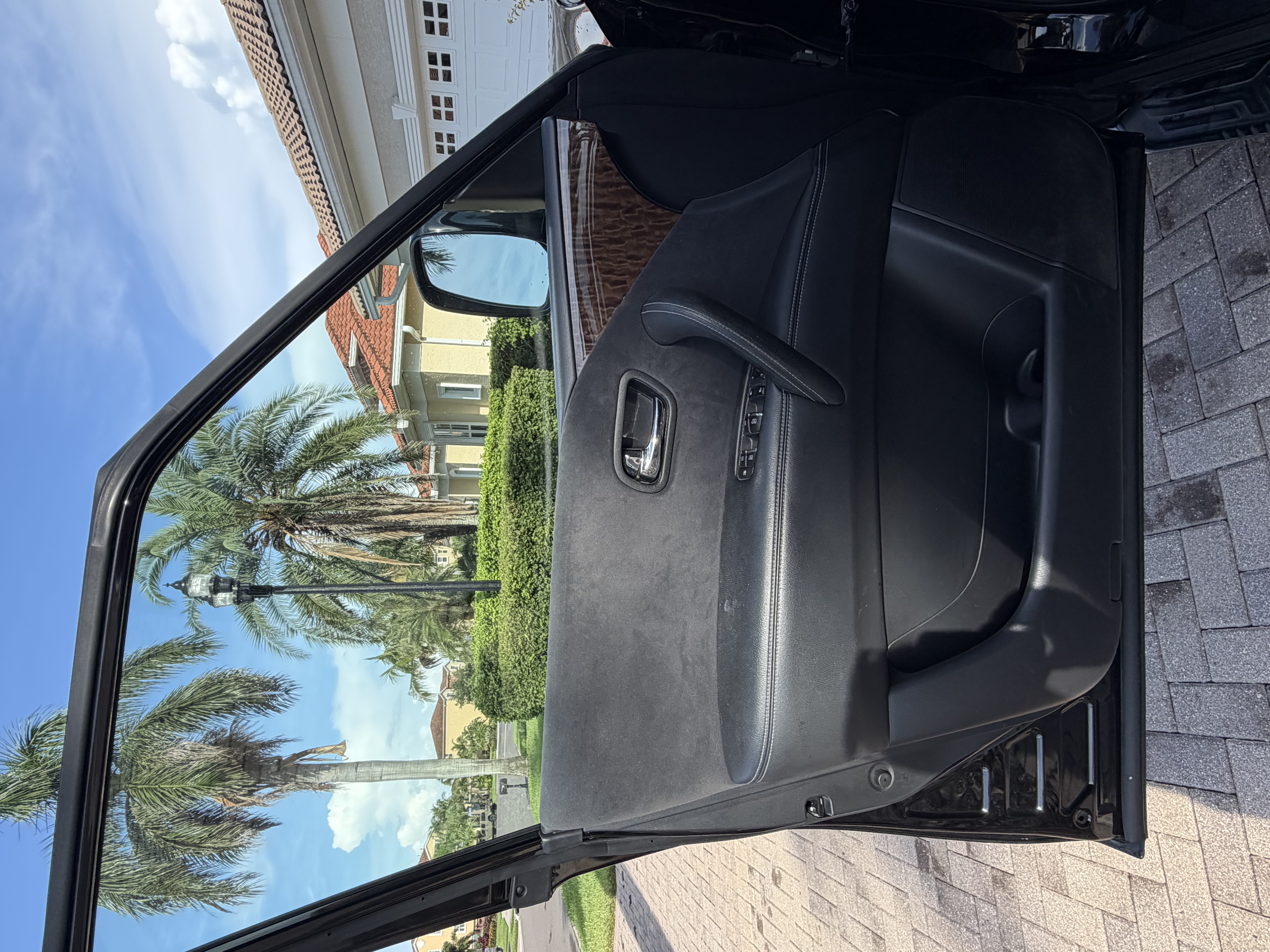 Used 2017 Nissan Armada SV w/ Driver Package AWD/4WD image 8