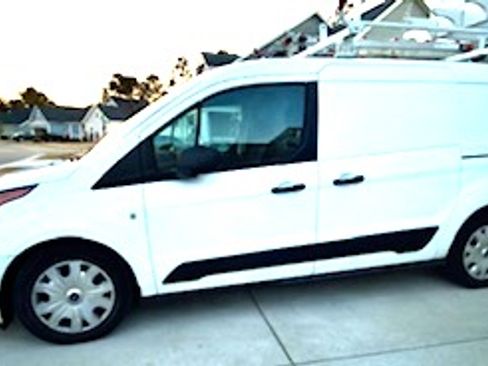 Used 2019 Ford Transit Connect XLT image 1