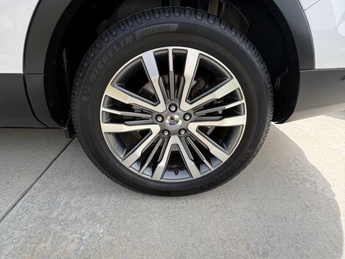 Used 2017 Ford Explorer Platinum AWD/4WD image 29