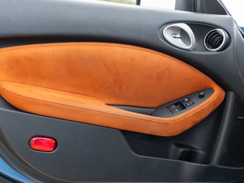 Used 2009 Nissan 370Z Touring w/ Sport Pkg image 20