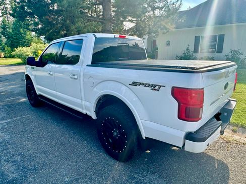 Used 2020 Ford F150 Lariat w/ Equipment Group 502A Luxury image 4