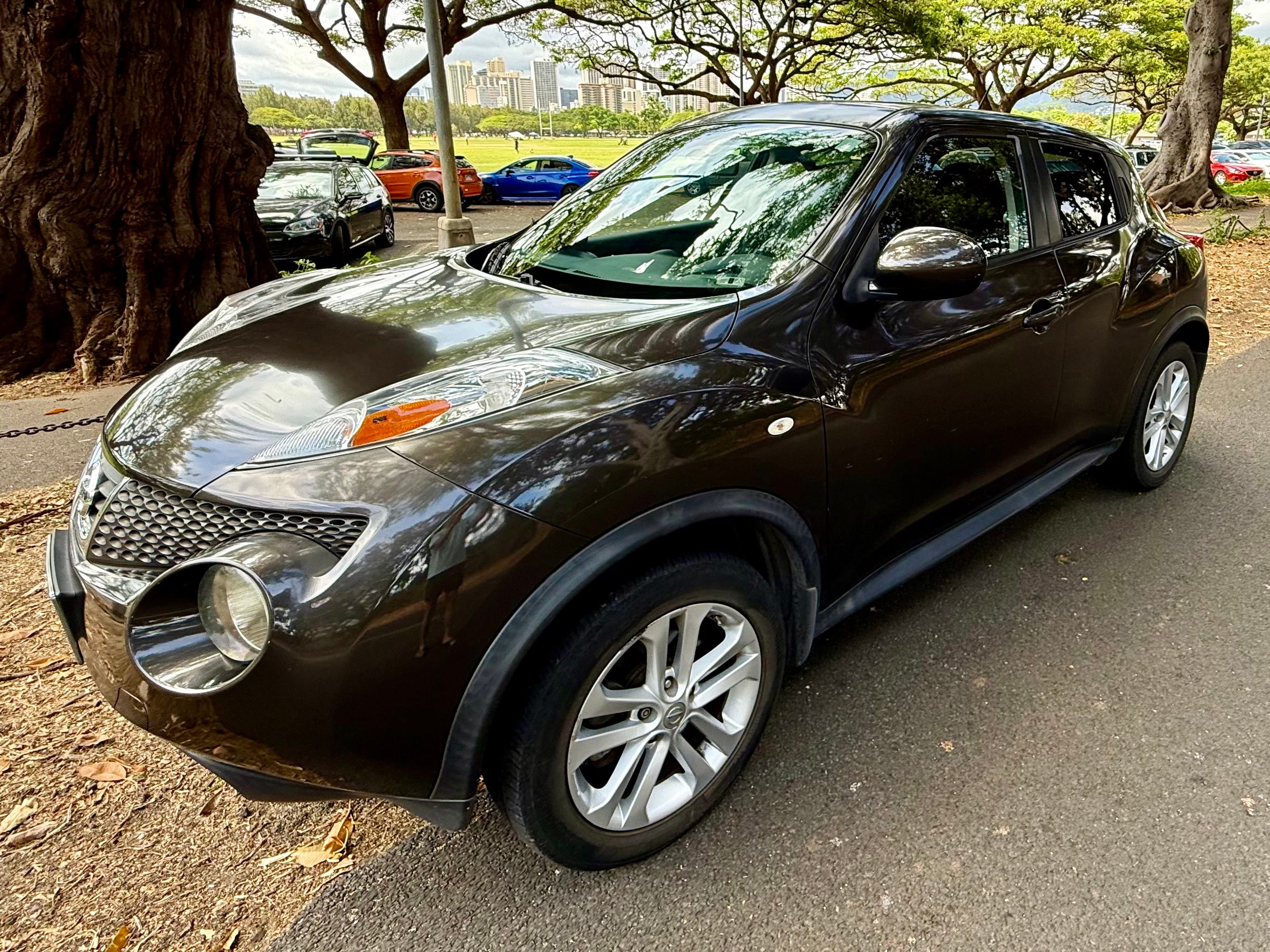 Used 2011 Nissan Juke SV FWD image 4