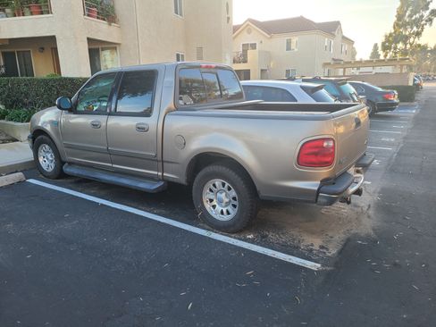 Used 2002 Ford F150 2WD SuperCrew image 8