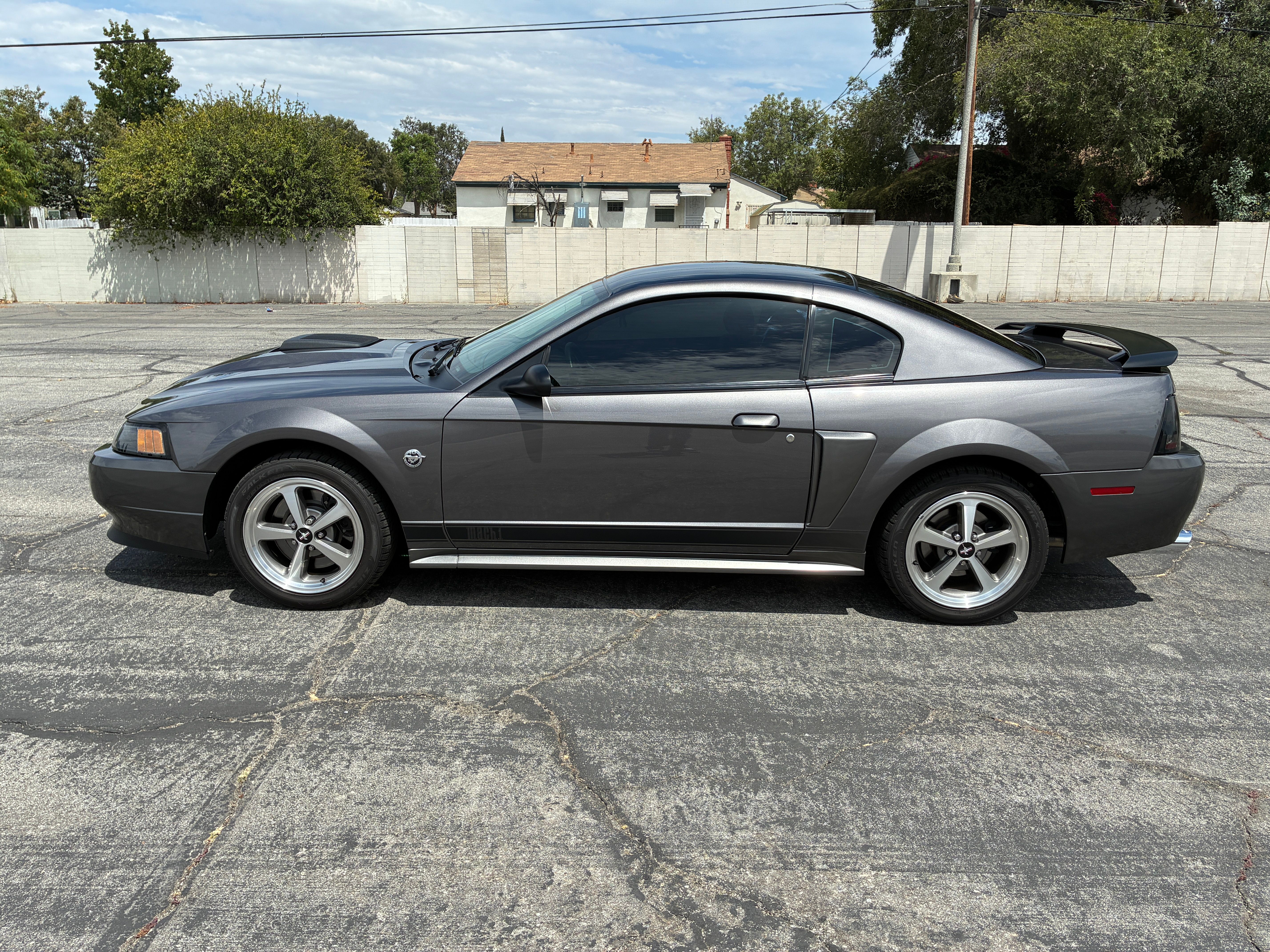 Used 2004 Ford Mustang Mach 1 RWD image 8