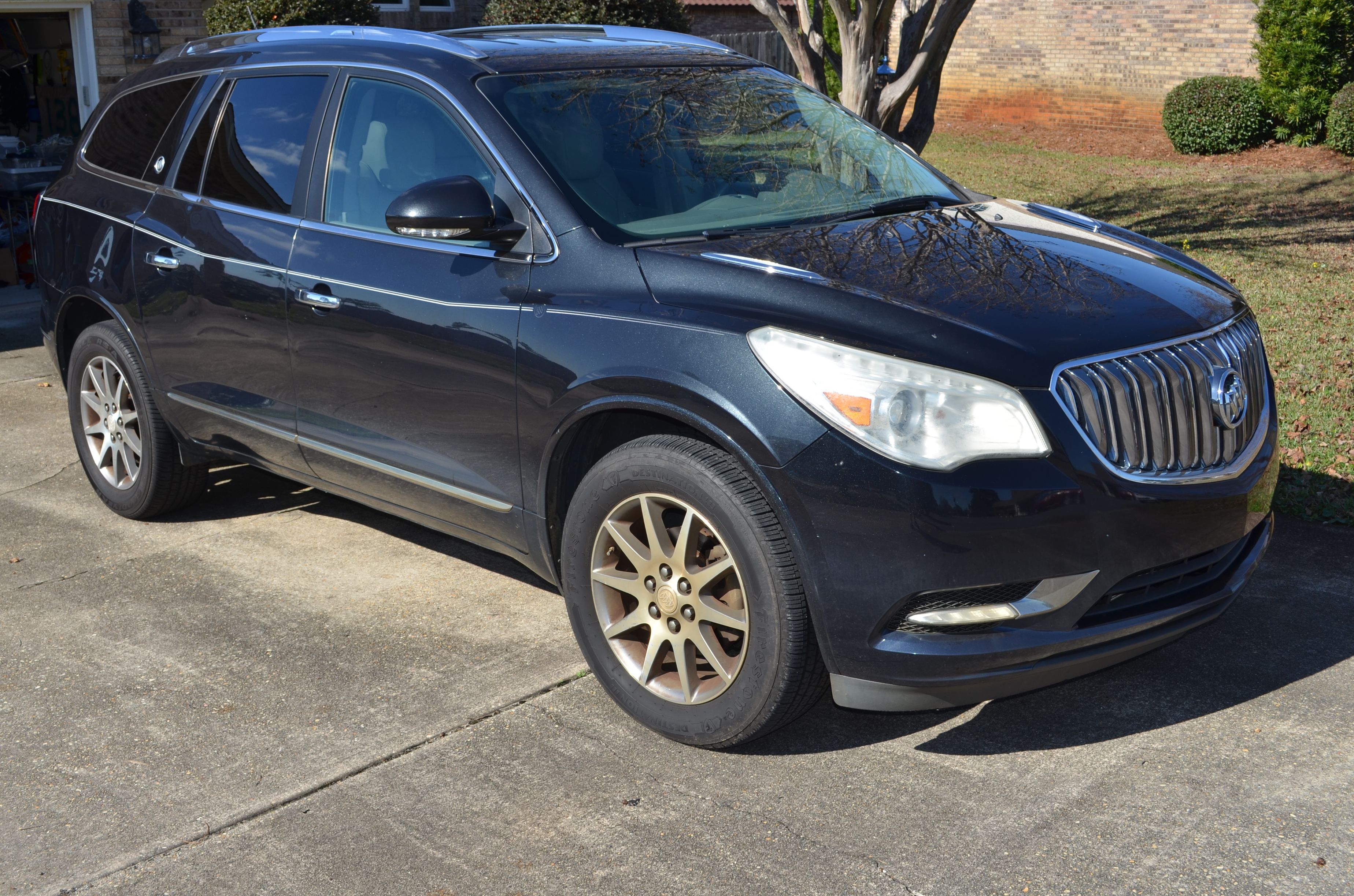 Used 2015 Buick Enclave Leather FWD image 4