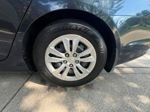 Used 2013 Hyundai Sonata GLS FWD image 9