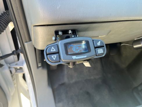 Used 2005 Ford F250 XL AWD/4WD image 17