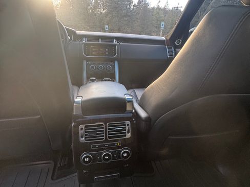 Used 2016 Land Rover Range Rover Supercharged AWD/4WD image 8