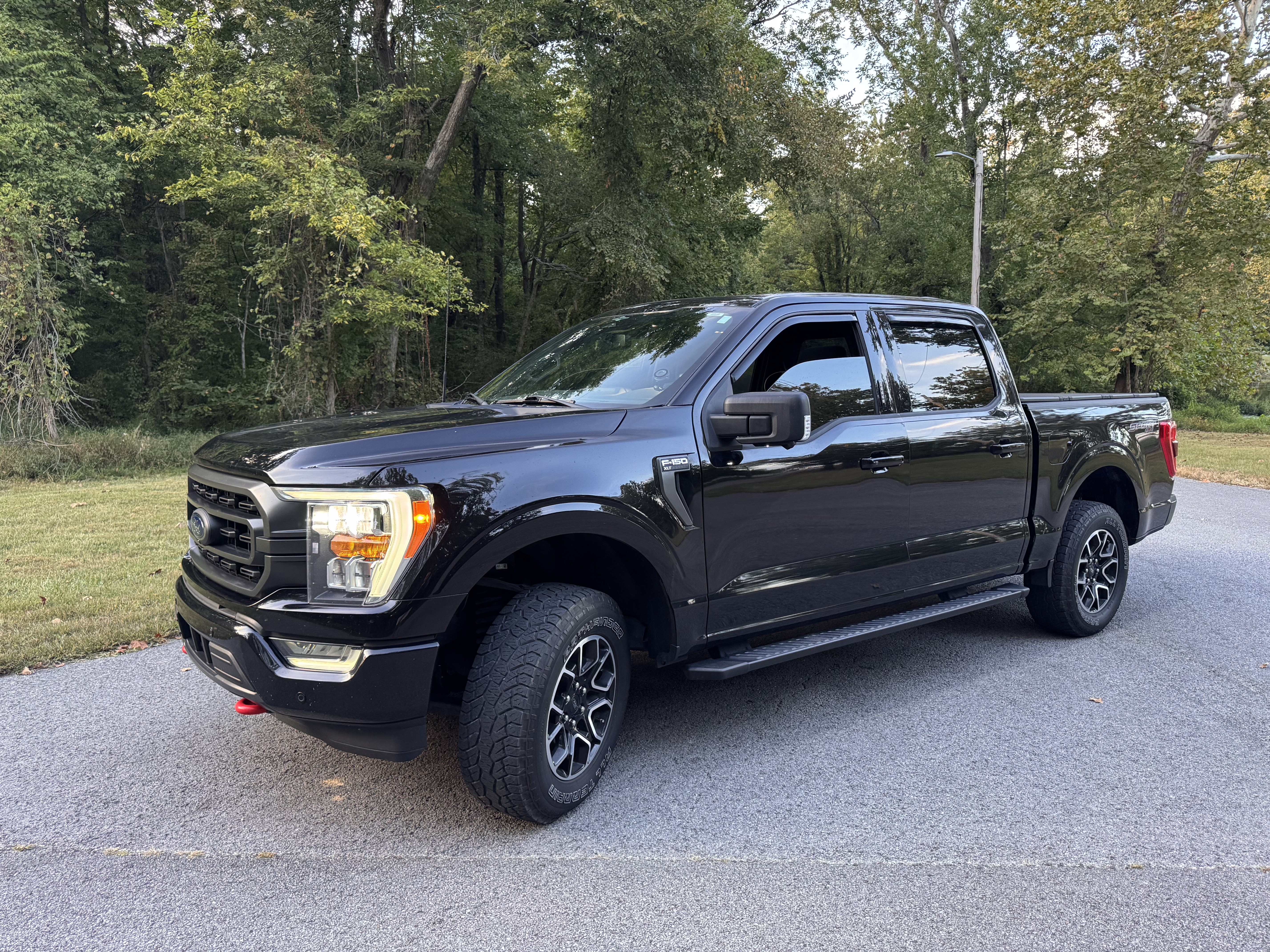 Used 2023 Ford F150 XLT w/ Equipment Group 302A High AWD/4WD image 2