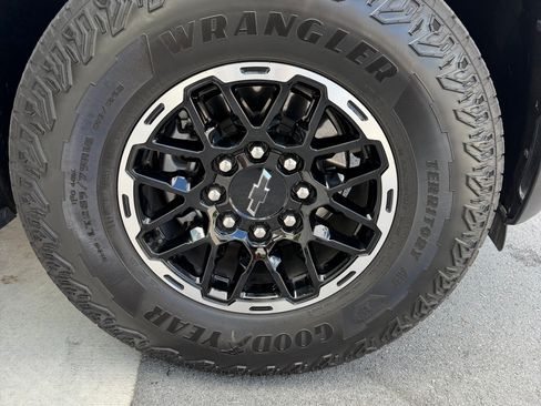 Used 2026 Chevrolet Silverado EV Trail Boss image 15