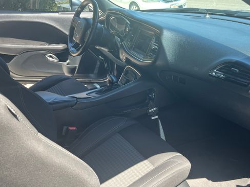 Used 2018 Dodge Challenger R/T RWD image 14