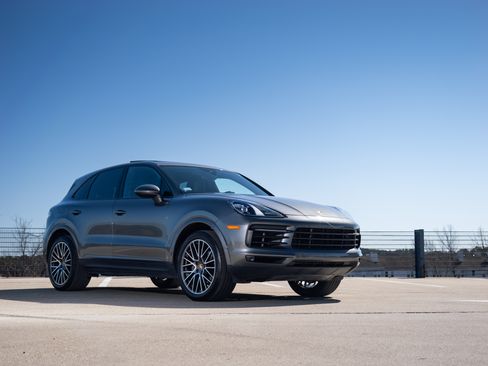 Used 2020 Porsche Cayenne Sport Utility 4D image 13