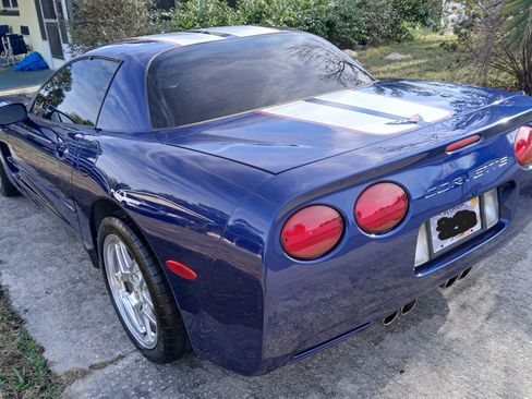 Used 2004 Chevrolet Corvette Z06 w/ Z06 Preferred Equipment Group image 4