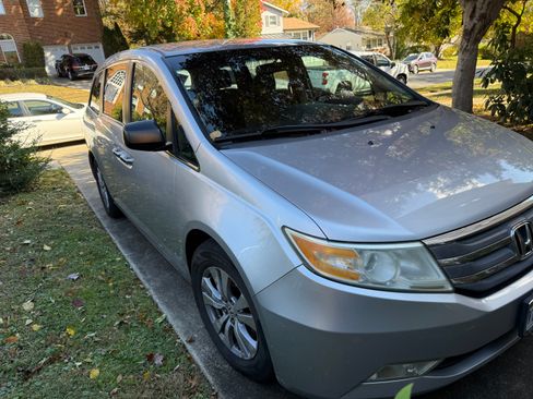 Used 2012 Honda Odyssey LX image 6