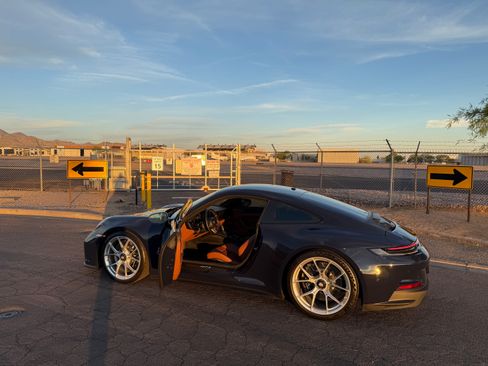 Used 2022 Porsche 911 GT3 image 13