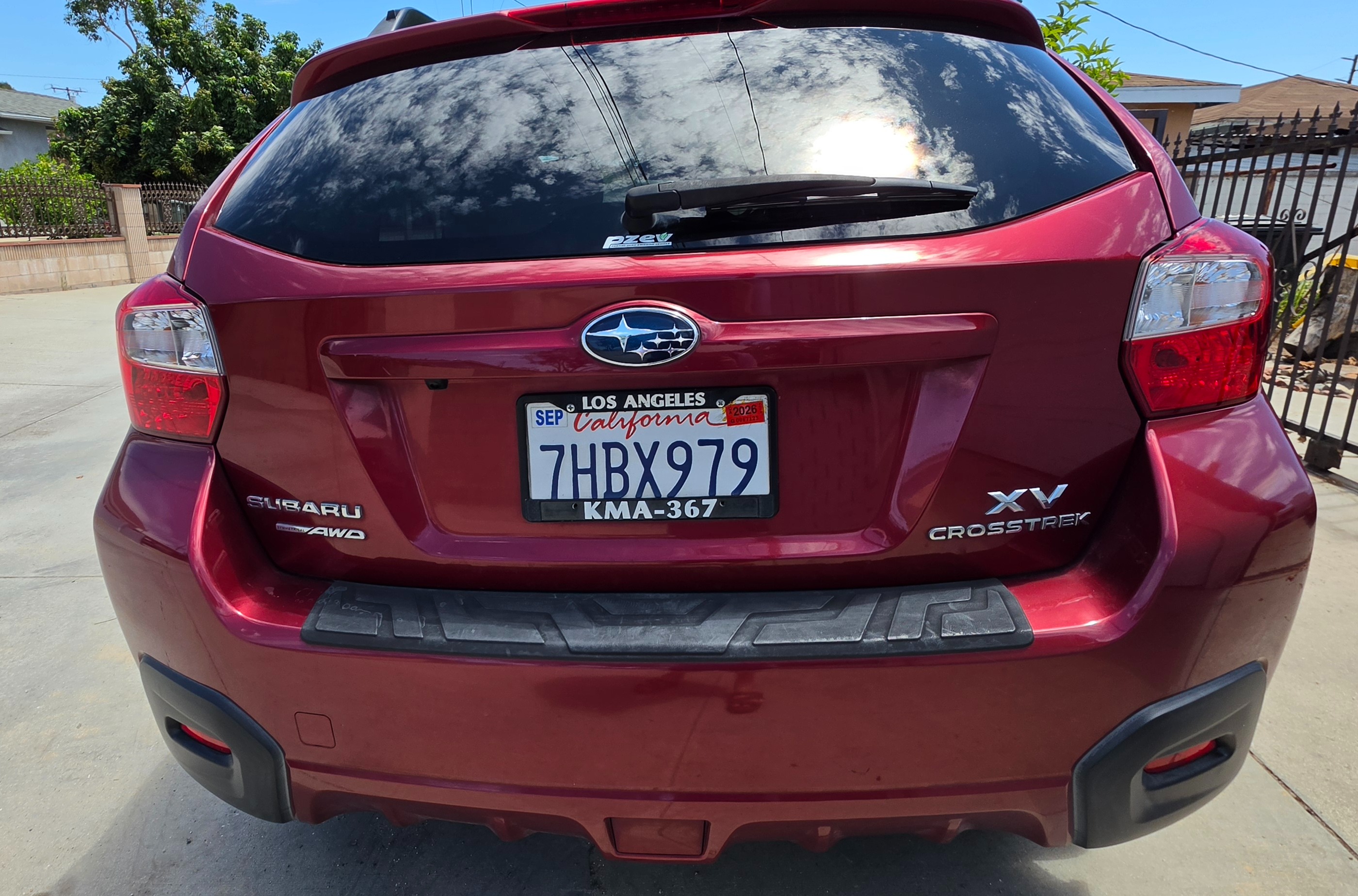 Used 2014 Subaru Crosstrek 2.0i Premium AWD/4WD image 2
