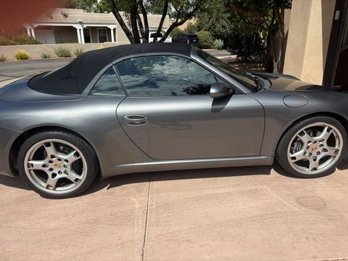 Used 2008 Porsche 911 Cabriolet image 9