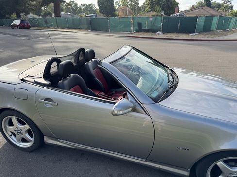 Used 2003 Mercedes-Benz SLK 320 image 1