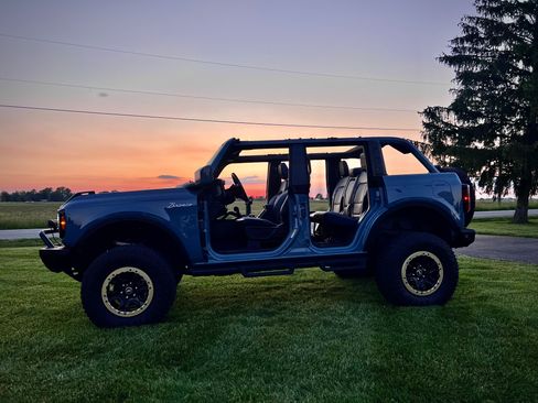 Used 2022 Ford Bronco Outer Banks AWD/4WD image 5