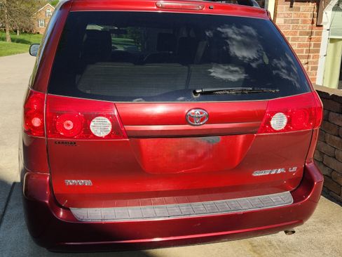 Used 2006 Toyota Sienna LE image 1