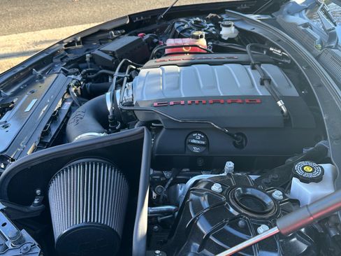 Used 2019 Chevrolet Camaro SS image 31