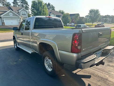 Used 2003 Chevrolet Silverado 2500 LS RWD image 8