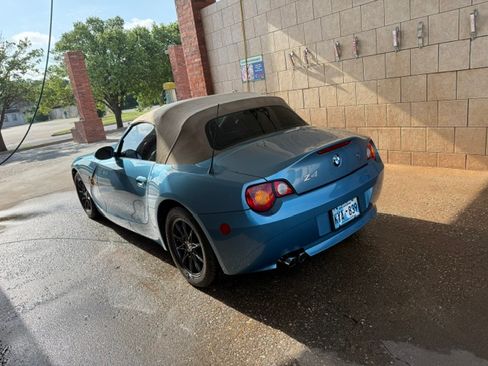 Used 2003 BMW Z4 2.5i RWD image 4