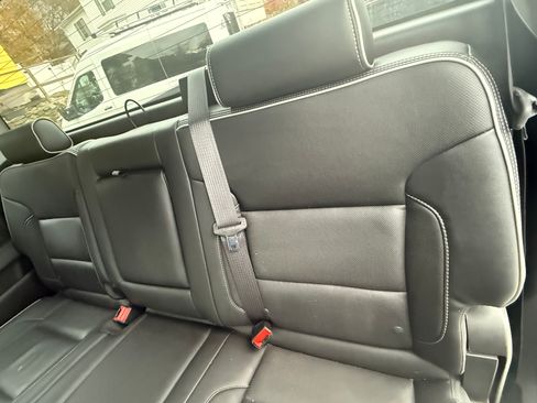 Used 2018 Chevrolet Silverado 2500 High Country w/ Duramax Plus Package image 6