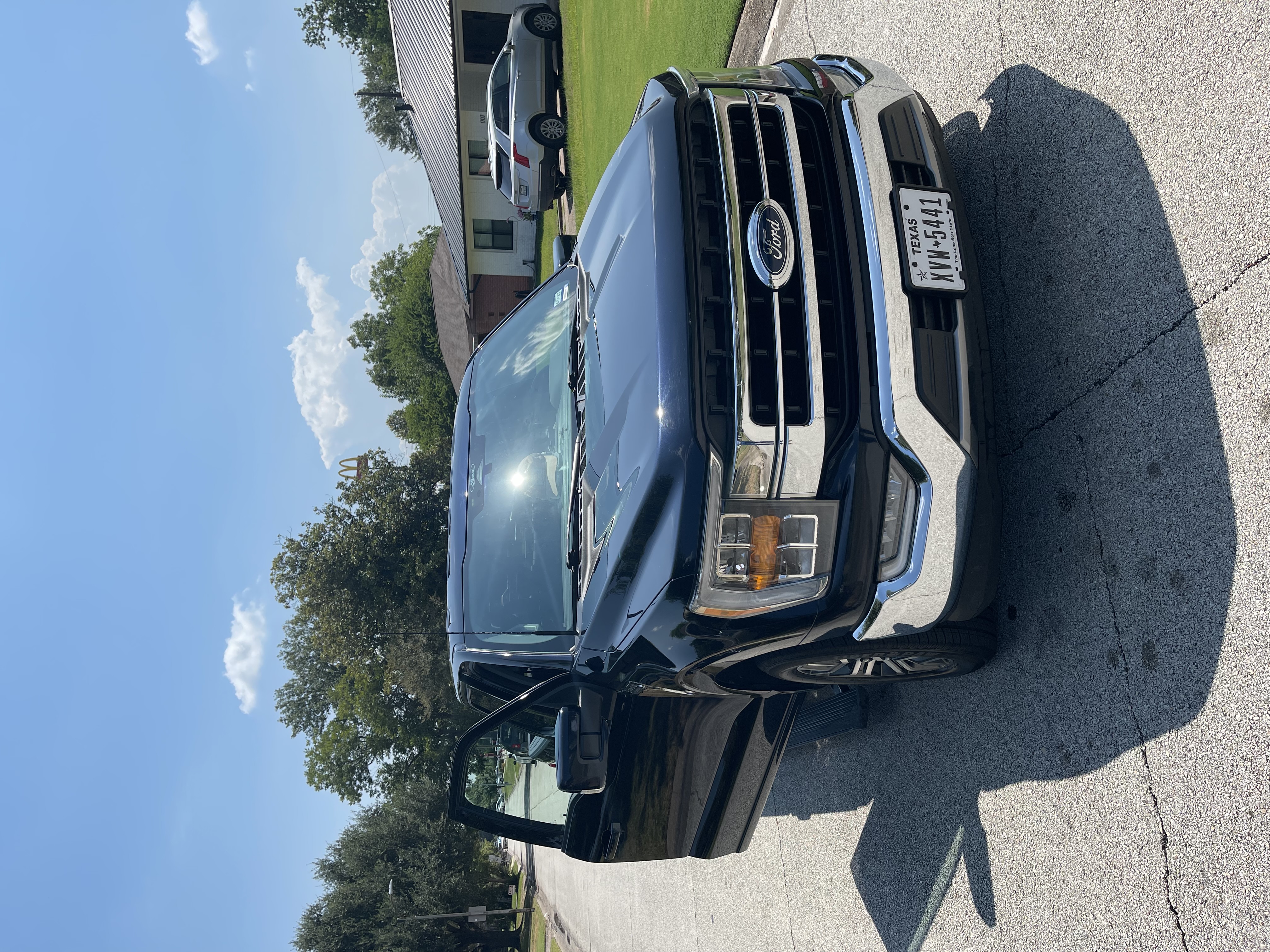 Used 2021 Ford F150 Lariat RWD image 10
