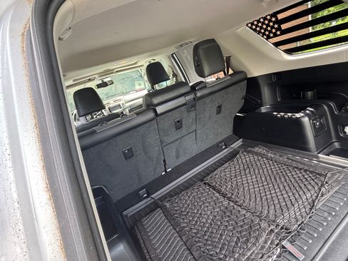 Used 2019 Toyota 4Runner SR5 Premium AWD/4WD image 13