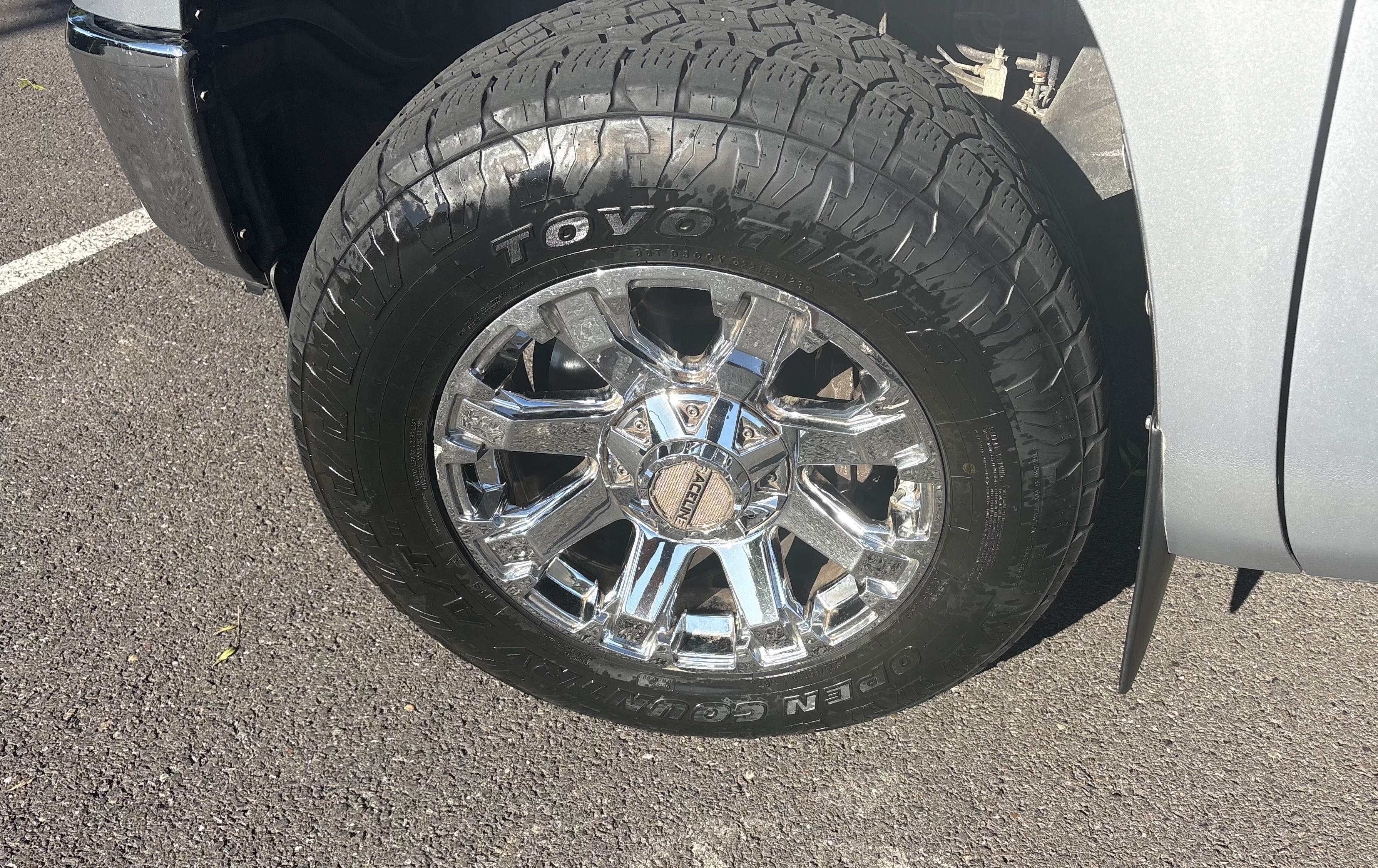 Used 2018 Toyota Tundra SR5 AWD/4WD image 8