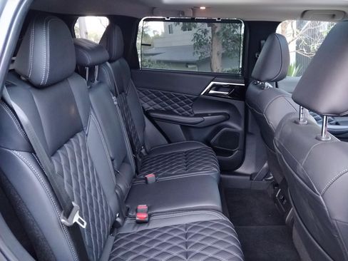 Used 2022 Mitsubishi Outlander SEL FWD image 8