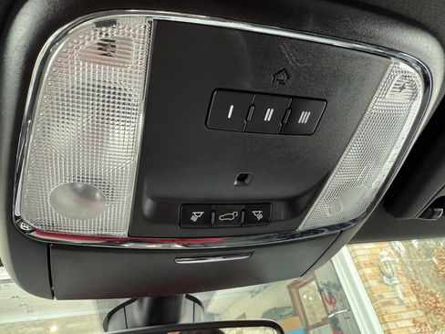 Used 2017 Jeep Grand Cherokee Laredo w/ Quick Order Package 23E image 20