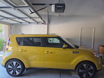 Used 2015 Kia Soul ! w/ Sun & Sound Package