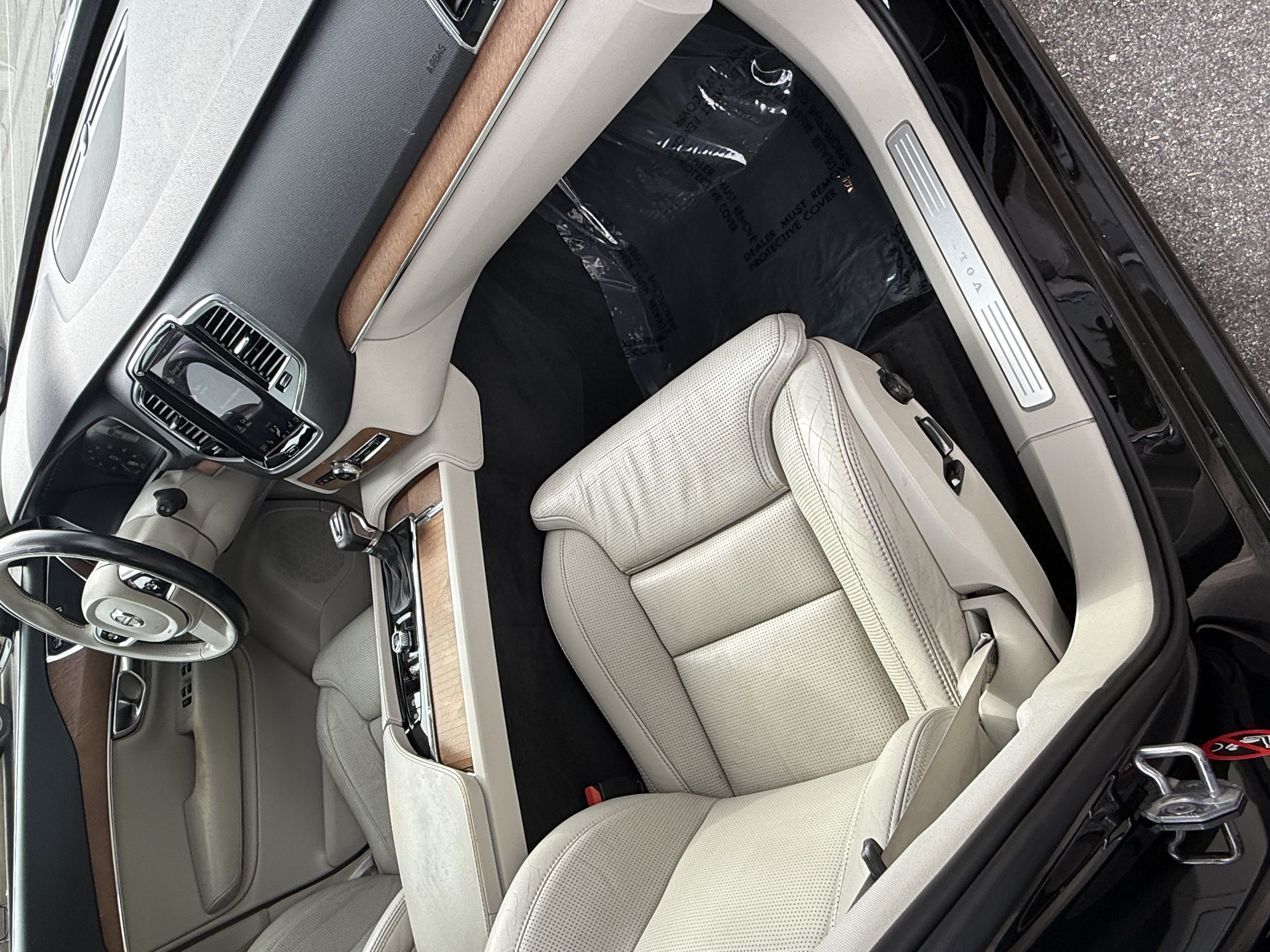 Used 2018 Volvo XC90 T6 Inscription w/ Convenience Package AWD/4WD image 16