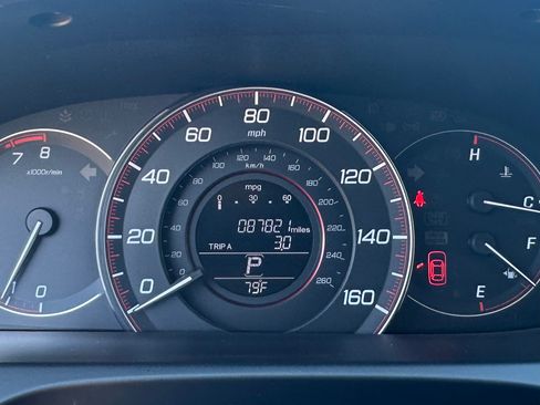 Used 2014 Honda Accord Sport image 17