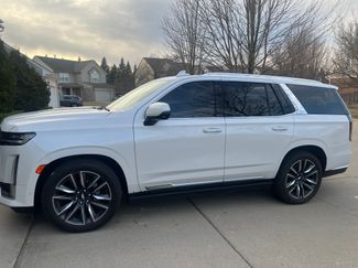 Used 2022 Cadillac Escalade Premium Luxury w/ Performance Package AWD/4WD video 1