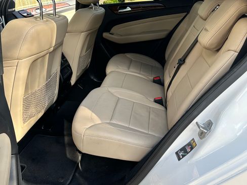Used 2014 Mercedes-Benz ML 550 4MATIC image 8