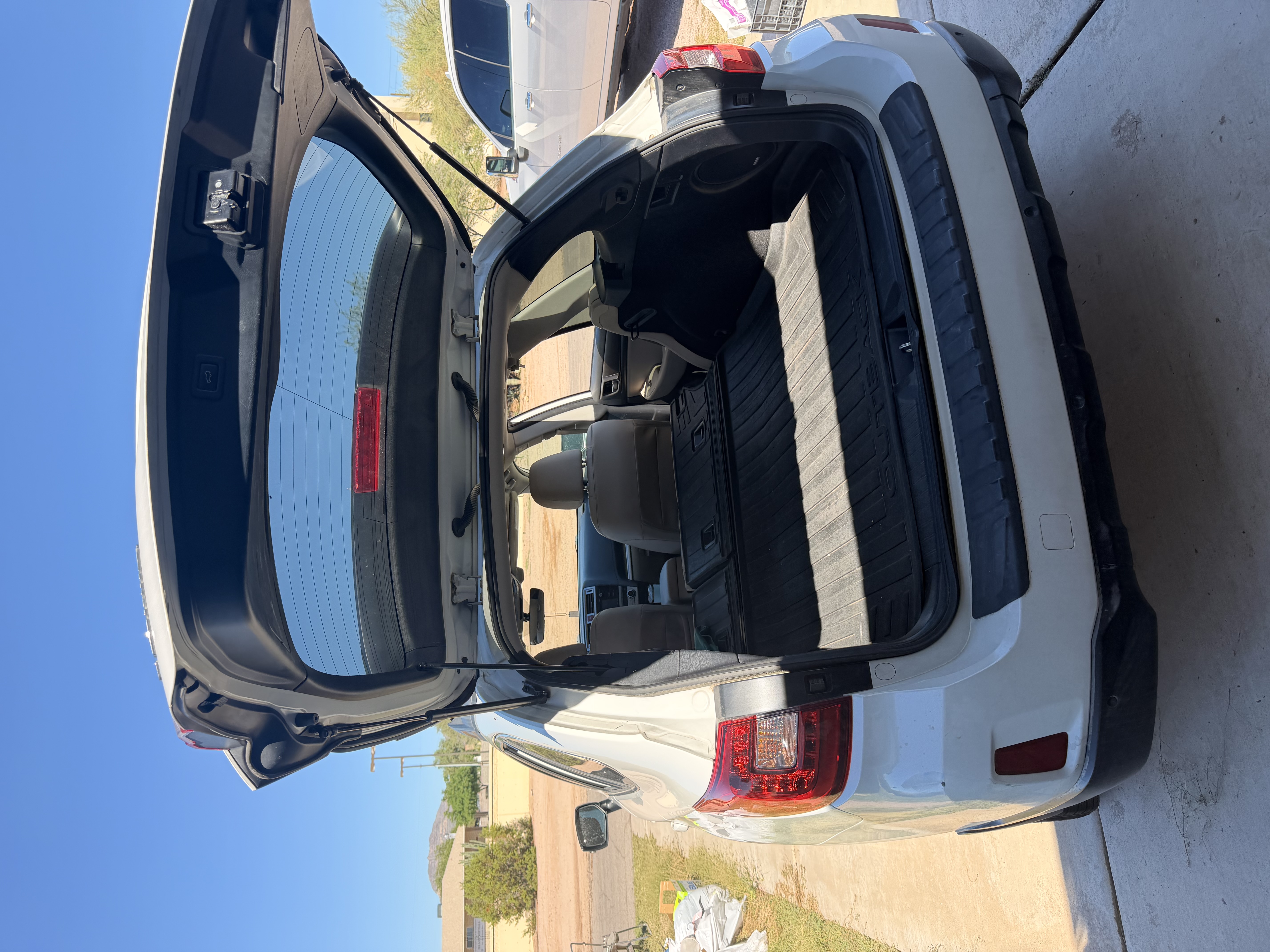 Used 2017 Subaru Outback 2.5i Limited AWD/4WD image 9