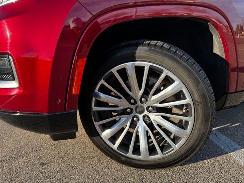 Used 2022 Jeep Grand Wagoneer Series III image 23