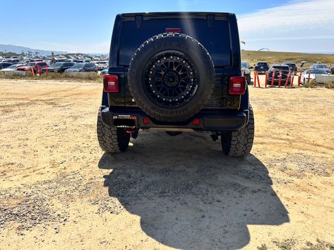 Used 2018 Jeep Wrangler Unlimited Rubicon image 6