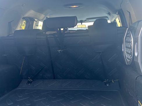 Used 2007 Toyota FJ Cruiser 4WD image 6