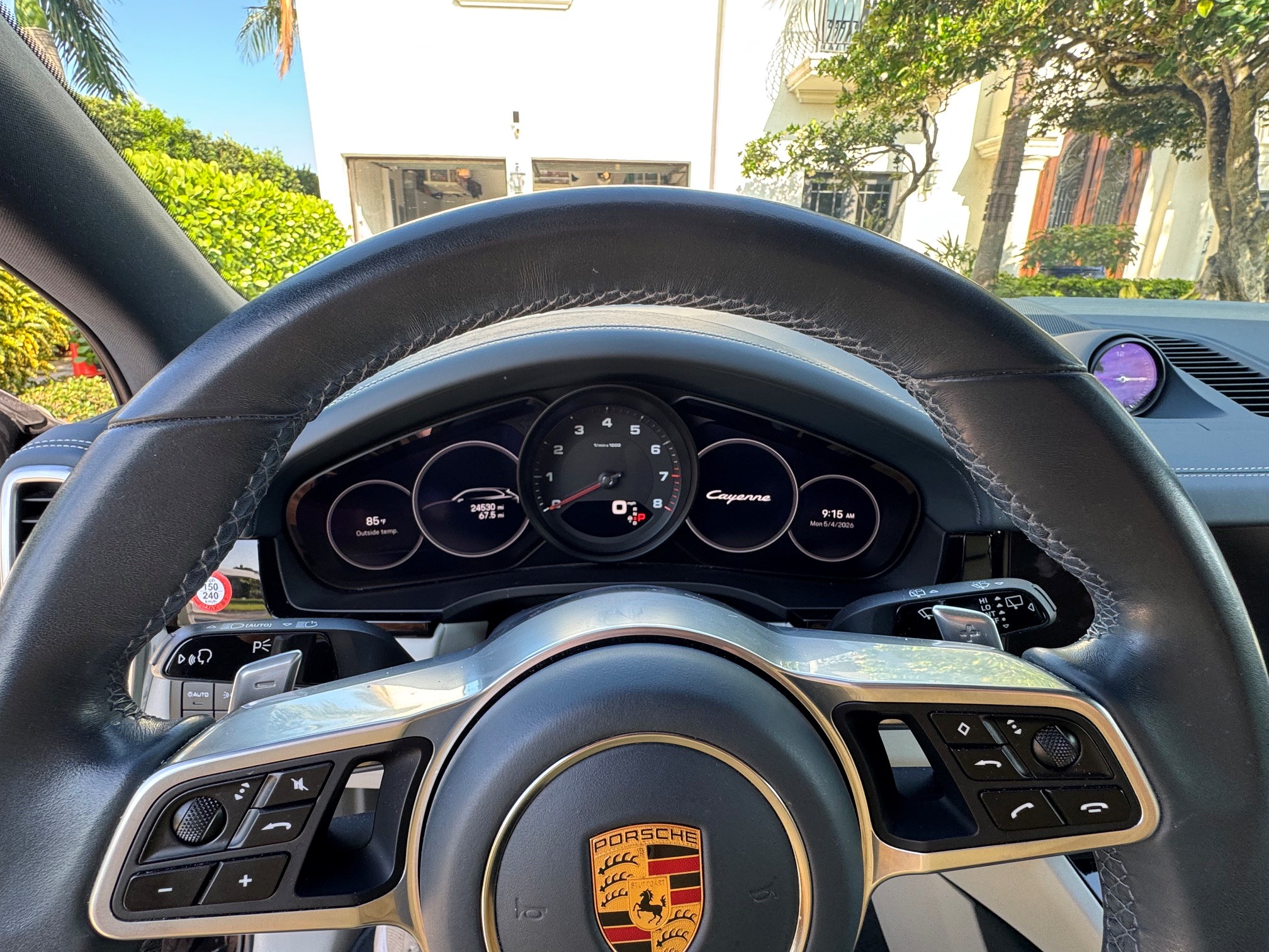 Used 2023 Porsche Cayenne Platinum Edition AWD/4WD image 13