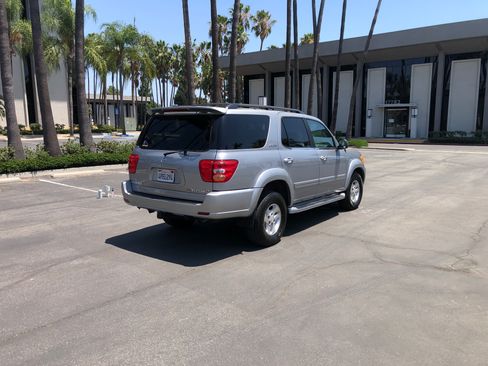 Used 2001 Toyota Sequoia Limited AWD/4WD image 27