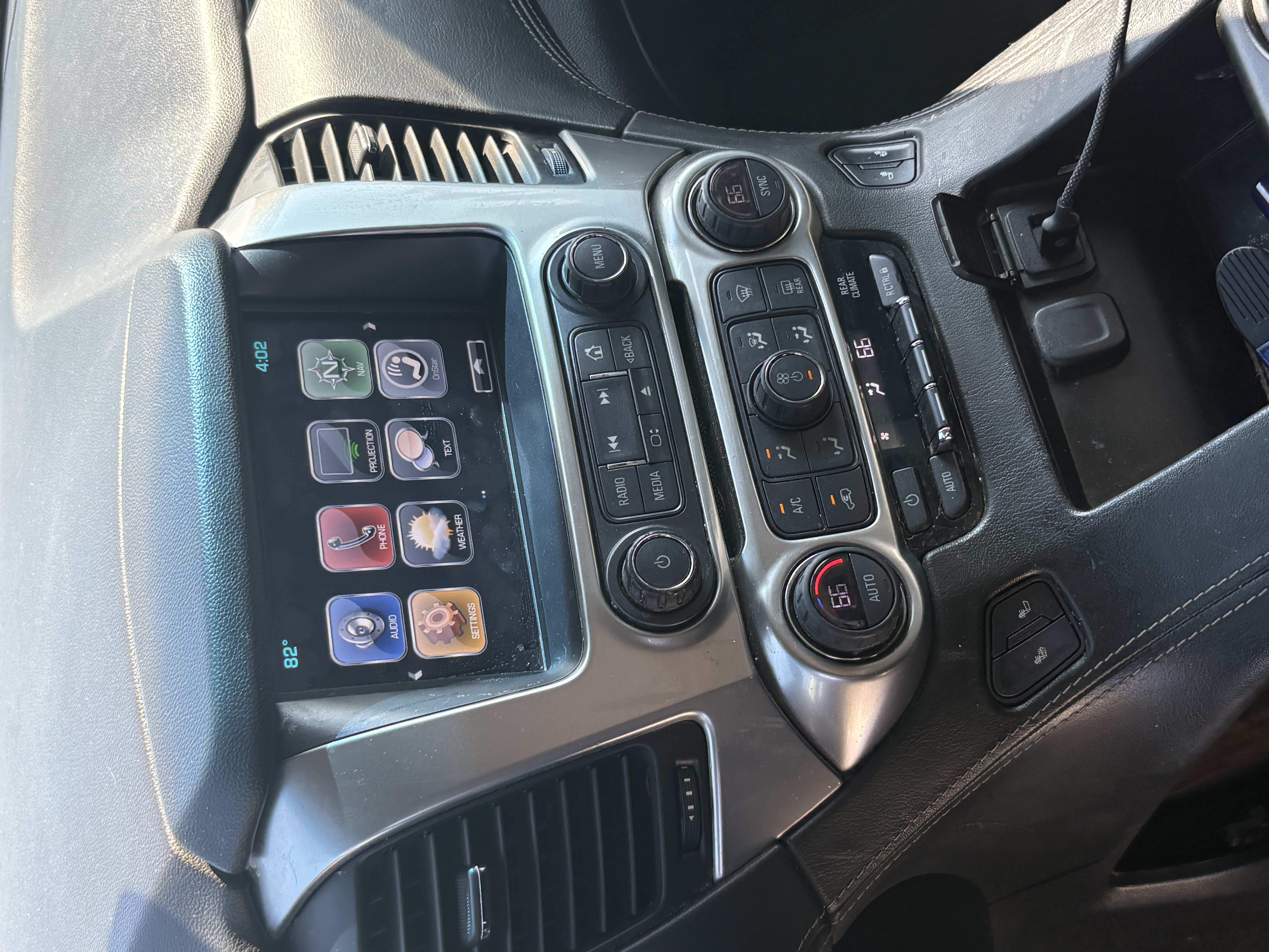 Used 2018 Chevrolet Tahoe LT w/ Max Trailering Package RWD image 5