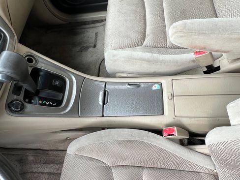 Used 2003 Toyota Highlander Limited image 8