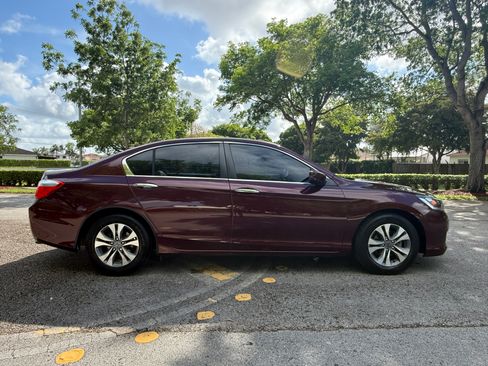 Used 2015 Honda Accord LX image 9